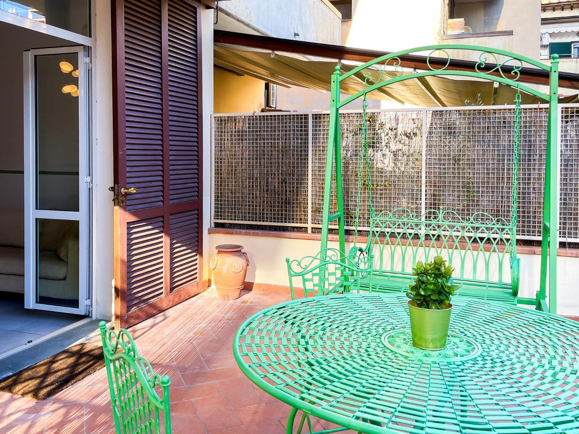 Stunning Apartment With An Amazing Terrace Florenţa Exterior foto